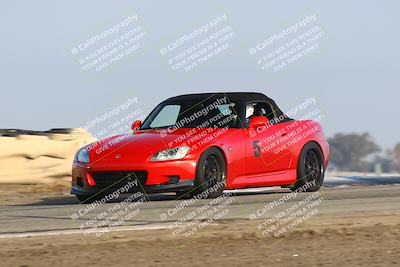 media/Oct-19-2025-Speed Ventures (Sun) [[a6e7fe67be]]/Purple/Session 1 (Grapevine)/